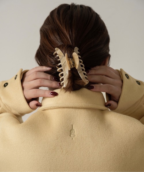 lawgy（ラウジー）の「embroidery big pocket shirt like coat / エンブロイダリービッグポケットシャツライクコート（その他アウター・レディース・ホワイト/クリーム/ブラック・FREE）」の12枚目の写真