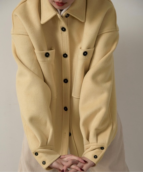 lawgy（ラウジー）の「embroidery big pocket shirt like coat / エンブロイダリービッグポケットシャツライクコート（その他アウター・レディース・ホワイト/クリーム/ブラック・FREE）」の15枚目の写真