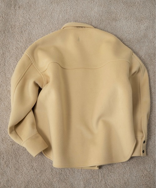 lawgy（ラウジー）の「embroidery big pocket shirt like coat / エンブロイダリービッグポケットシャツライクコート（その他アウター・レディース・ホワイト/クリーム/ブラック・FREE）」の20枚目の写真