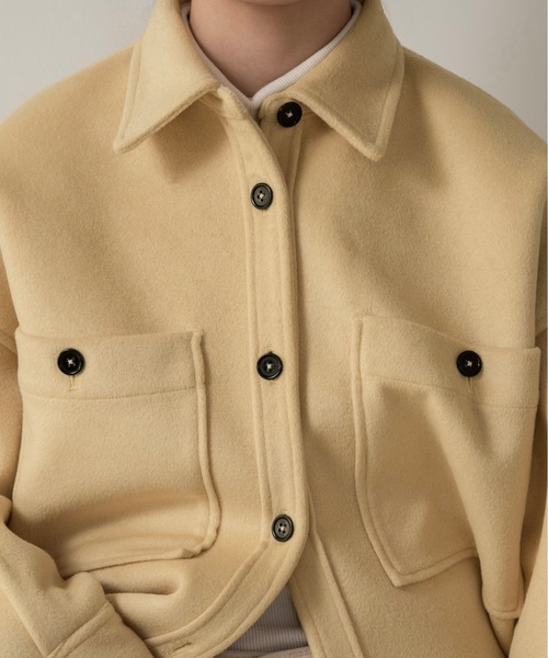 lawgy（ラウジー）の「embroidery big pocket shirt like coat / エンブロイダリービッグポケットシャツライクコート（その他アウター・レディース・ホワイト/クリーム/ブラック・FREE）」の16枚目の写真