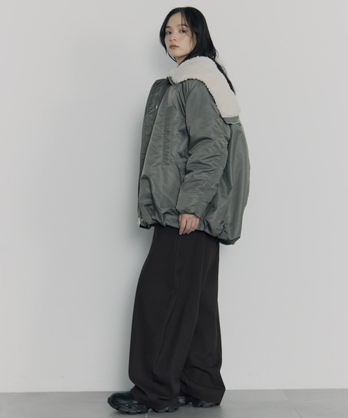 CLANE（クラネ）の「【CLANE/クラネ】《STUDIOUS別注》ONLINE限定復刻 BALLOON DESIGN HOODED N3B/バルーンデザインフーディッドN3B（ミリタリージャケット・レディース・ブラック/カーキ・1/2）」の12枚目の写真