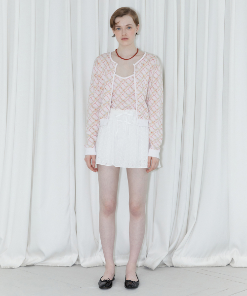 SINOON（シヌーン）の「FLOWER PATTERN CARDIGAN (OFF WHITE)（カーディガン/ボレロ・レディース・アイボリー・FREE）」の2枚目の写真