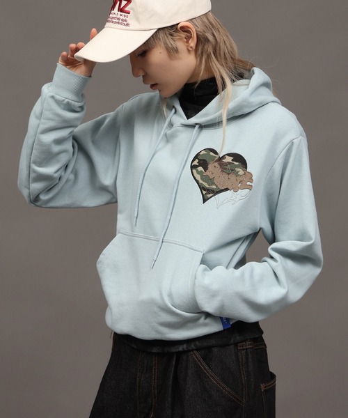 SEQUENZ（シークエンズ）の「【SEQUENZ/シークエンズ】TRIBAL HEART P/K（パーカー・メンズ・ブラウン/杢グレー/ブラック/サックスブルー・S/M/L）」の4枚目の写真