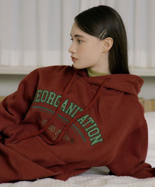 REORG（リオルグ）の「EOT NEEDLEWORK LOGO HOOD BRICK RED（パーカー・レディース・その他・MEDIUM/LARGE）」の2枚目の写真