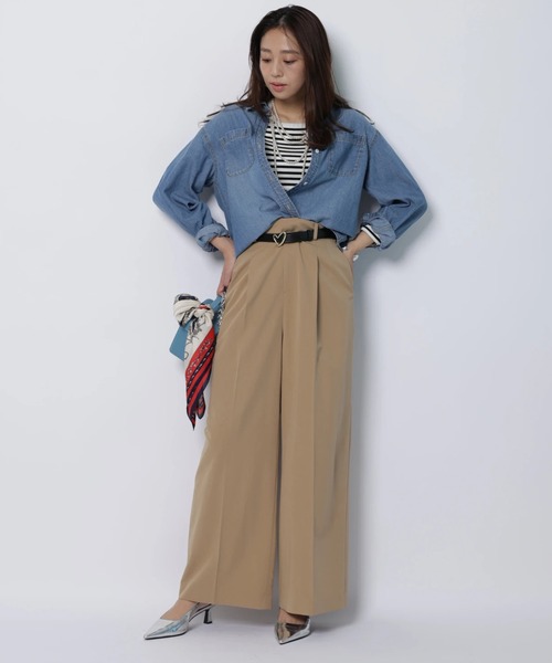 JUSGLITTY（ジャスグリッティー）の「デニムリボン付シャツ（シャツ/ブラウス・レディース・サックスブルー/ピンク/ライトブルー・2/1）」の9枚目の写真