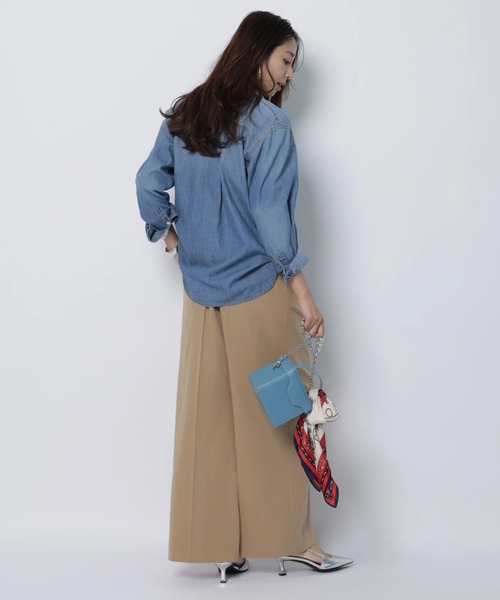 JUSGLITTY（ジャスグリッティー）の「デニムリボン付シャツ（シャツ/ブラウス・レディース・サックスブルー/ピンク/ライトブルー・2/1）」の14枚目の写真