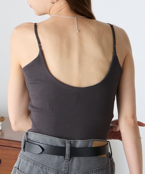 BONLECILL（ボンルシール）の「カップ付きバックオープンキャミソール（アジャスター付き）（キャミソール・レディース・モカ/ベージュ/ネイビー/オレンジ/ミント/ブラウン/レッド/ピンク/アイボリー/ブラック/チャコールグレー/ブルー・S/M/L/LL）」の3枚目の写真