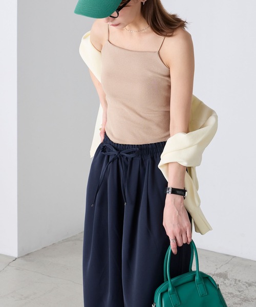 BONLECILL（ボンルシール）の「カップ付きバックオープンキャミソール（アジャスター付き）（キャミソール・レディース・モカ/ベージュ/ネイビー/オレンジ/ミント/ブラウン/レッド/ピンク/アイボリー/ブラック/チャコールグレー/ブルー・S/M/L/LL）」の20枚目の写真