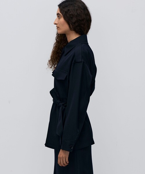 BACCA（バッカ）の「ウールギャバジン ダブルパッチポケットジャケット（シャツ/ブラウス・レディース・ネイビー・34/36）」の4枚目の写真