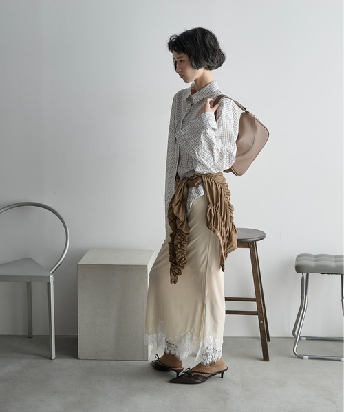 THE YOn（ザヨン）の「レースヘムベロアナロースカート（スカート・レディース・オフホワイト/イエロー/モカ・FREE）」の11枚目の写真