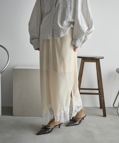 THE YOn（ザヨン）の「レースヘムベロアナロースカート（スカート・レディース・オフホワイト/イエロー/モカ・FREE）」の7枚目の写真