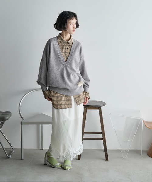 THE YOn（ザヨン）の「レースヘムベロアナロースカート（スカート・レディース・オフホワイト/イエロー/モカ・FREE）」の19枚目の写真