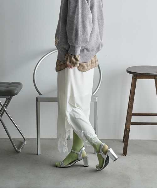 THE YOn（ザヨン）の「レースヘムベロアナロースカート（スカート・レディース・オフホワイト/イエロー/モカ・FREE）」の16枚目の写真