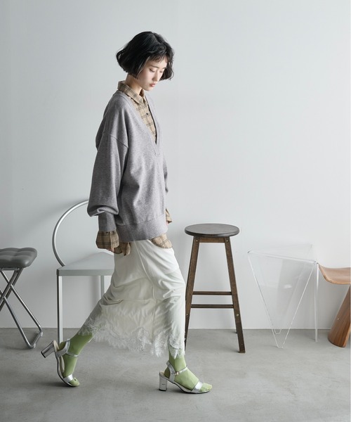 THE YOn（ザヨン）の「レースヘムベロアナロースカート（スカート・レディース・オフホワイト/イエロー/モカ・FREE）」の21枚目の写真