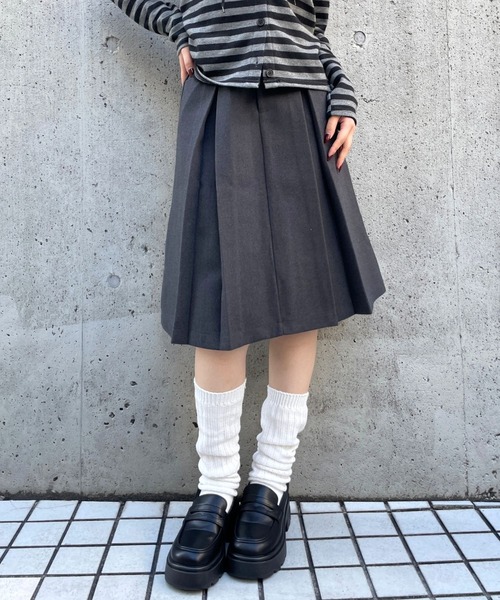 3.3 Field Trip （3.3フィールドトリップ）の「3.3 Field Trip／ウールライクミディスカート（スカート・レディース・グレー/チャコール・MEDIUM/SMALL）」の18枚目の写真