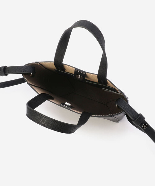 ORCIVAL(オーシバル)の「ORCIVAL | ダブルフェイスレザー 2WAYトートバッグ UNISEX(トートバッグ・レディース・ブラウン系その他2/ブラック/ベージュ系その他・-)」の15枚目の写真