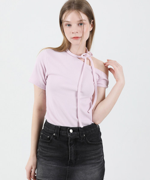 CATTLINE（カトリン）の「オフショルダーねじり半袖Tシャツ（ピンク）（Tシャツ/カットソー・レディース・その他・FREE）」の6枚目の写真