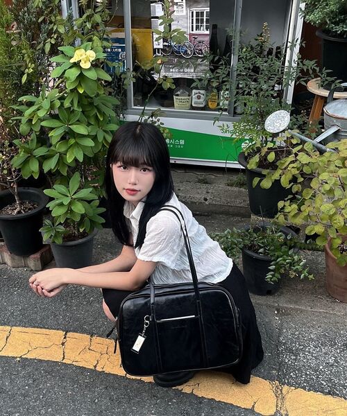ROIDESROIS（ロワデロワ）の「バゲットレザー スクエアトートショルダーバッグ (ソラ)（ショルダーバッグ・レディース・その他・FREE）」の7枚目の写真