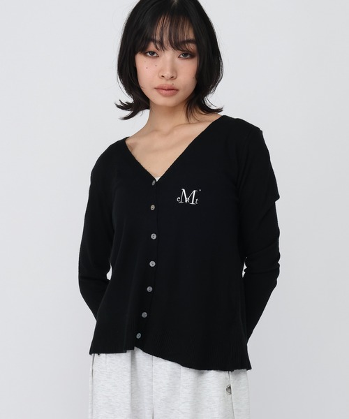 MUCENT(ムセント)の「MUCENT/REITZVネックカーディガン(カーディガン/ボレロ・レディース・ライトブルー/ライトベージュ/ブラック/グレー・FREE)」の2枚目の写真