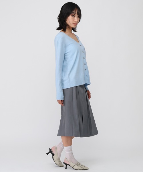 MUCENT(ムセント)の「MUCENT/REITZVネックカーディガン(カーディガン/ボレロ・レディース・ライトブルー/ライトベージュ/ブラック/グレー・FREE)」の16枚目の写真