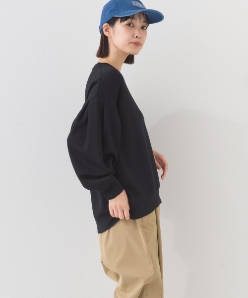 OMNES（オムネス）の「ソフトポンチ袖タック長袖トップス UVカット花粉リリース付（Tシャツ/カットソー・レディース・ブラック/ライトピンク/ベージュ/ライトグレー・FREE）」の6枚目の写真