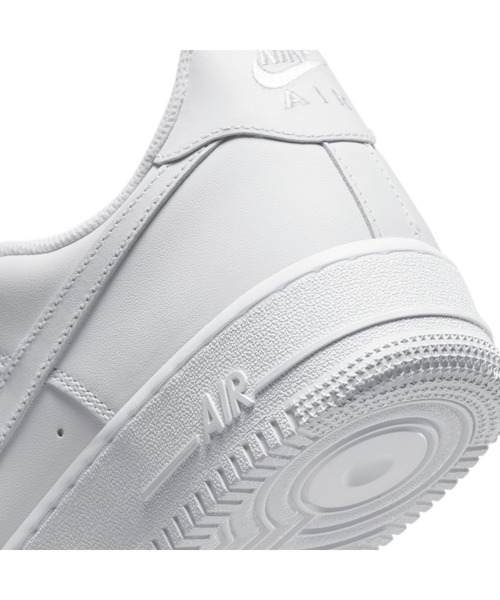 NIKE(ナイキ)の「【NIKE】CW2288-111 NIKE AIR FORCE 1 '07 エア フォース 1 '07(スニーカー・メンズ・ホワイト・27/28.5/27.5/28/26.5)」の5枚目の写真