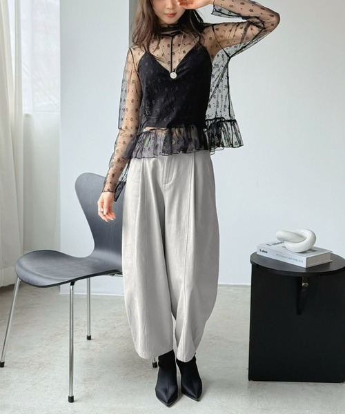 Jewelobe(ジュエローブ)の「フラワードットチュールペプラムシアートップス(Tシャツ/カットソー・レディース・ブラック/アイボリー・FREE)」の7枚目の写真