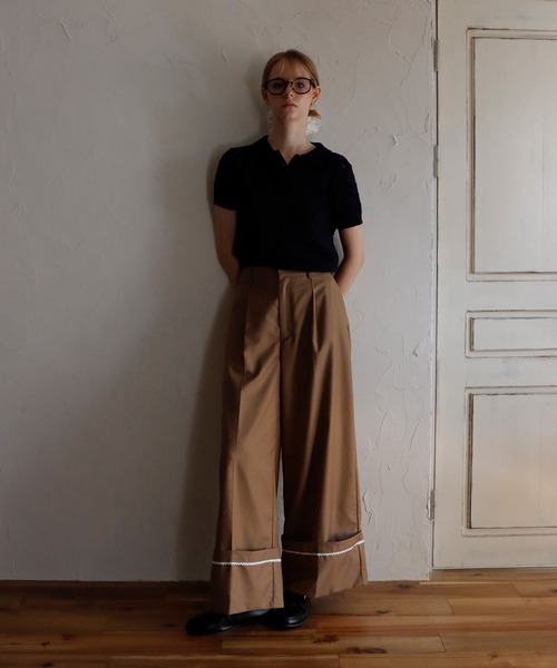 mieya mieya(ミーヤミーヤ)の「【mieya mieya】PREPPY CUFFS WIDE-LEG PT/プレッピーカフスワイドレッグパンツ(スラックス・レディース・キャメル/ネイビー・SMALL/MEDIUM)」の3枚目の写真