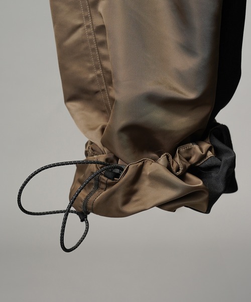 MAISON SPECIAL(メゾンスペシャル)の「《UNISEX》Different Material Docking Prime-Wide Field Pants/異素材ドッキングプライムワイドフィールドパンツ【MAISON SPECIAL/メゾンスペシャル】(カーゴパンツ・メンズ・チャコールグレー/ブラック・1/0/2)」の12枚目の写真