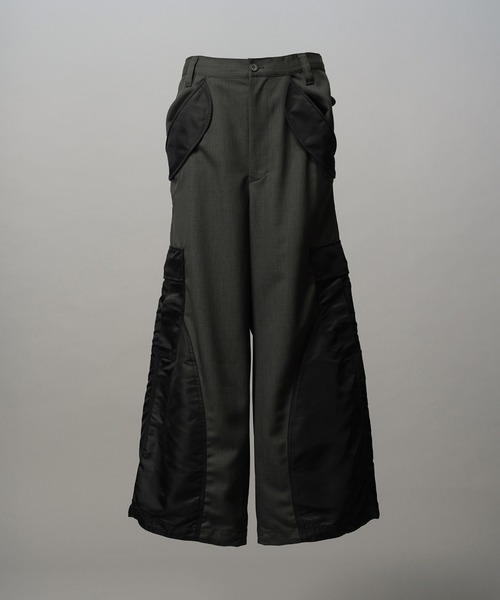 MAISON SPECIAL(メゾンスペシャル)の「《UNISEX》Different Material Docking Prime-Wide Field Pants/異素材ドッキングプライムワイドフィールドパンツ【MAISON SPECIAL/メゾンスペシャル】(カーゴパンツ・メンズ・チャコールグレー/ブラック・1/0/2)」の6枚目の写真