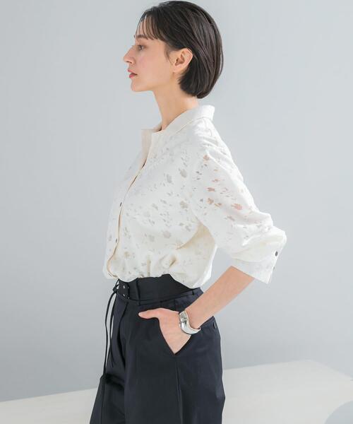 URBAN RESEARCH ROSSO WOMEN(アーバンリサーチ ロッソ)の「オープンカラーレースシャツ(シャツ/ブラウス・レディース・オフホワイト・FREE)」の7枚目の写真