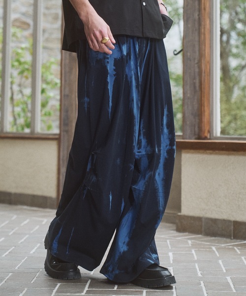 CASPER JOHN(キャスパージョン)の「Tie dye sweat pants/タイダイスウェットパンツ(スウェットパンツ・メンズ・ブルー/レッド/ブラック・MEDIUM/LARGE/SMALL/X-SMALL)」の6枚目の写真