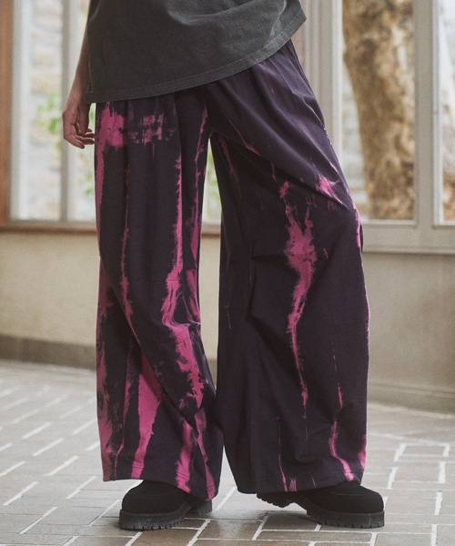 CASPER JOHN(キャスパージョン)の「Tie dye sweat pants/タイダイスウェットパンツ(スウェットパンツ・メンズ・ブルー/レッド/ブラック・MEDIUM/LARGE/SMALL/X-SMALL)」の11枚目の写真