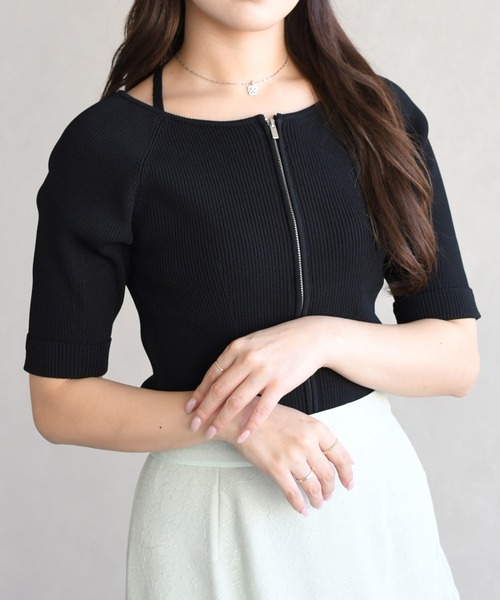 31 Sons de mode（トランテアン　ソン　ドゥ　モード）の「2026春夏新作 ホルターネックジップニット（ニット/セーター・レディース・グリーン/イエロー/ブラック・ﾌﾘ-）」の2枚目の写真