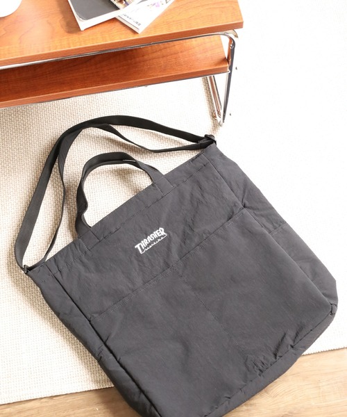 THRASHER(スラッシャー)の「THRASHER TOTE SHOULDER L 2WAY トート ショルダーバッグ(トートバッグ・メンズ・ブラック×ホワイト/ブラック系・FREE)」の6枚目の写真