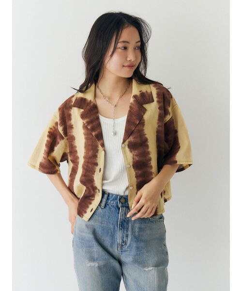 Ungrid(アングリッド)の「タイダイ開襟ハーフスリーブシャツ(シャツ/ブラウス・レディース・ブラウン/ブルー・FREE)」の2枚目の写真