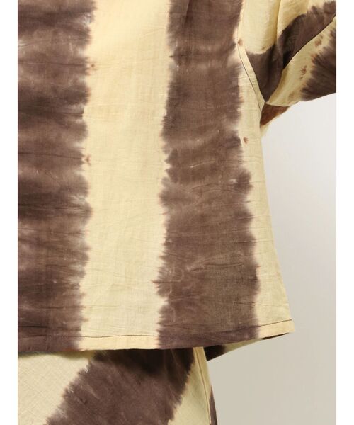 Ungrid(アングリッド)の「タイダイ開襟ハーフスリーブシャツ(シャツ/ブラウス・レディース・ブラウン/ブルー・FREE)」の6枚目の写真