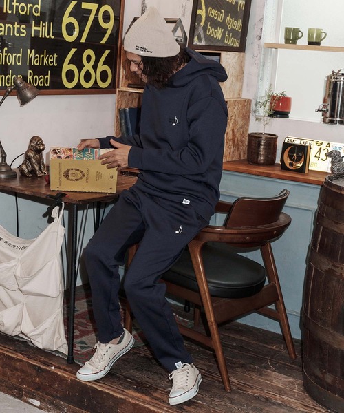 mp14817-cardboard knit pants with two-tone embroidery イージー