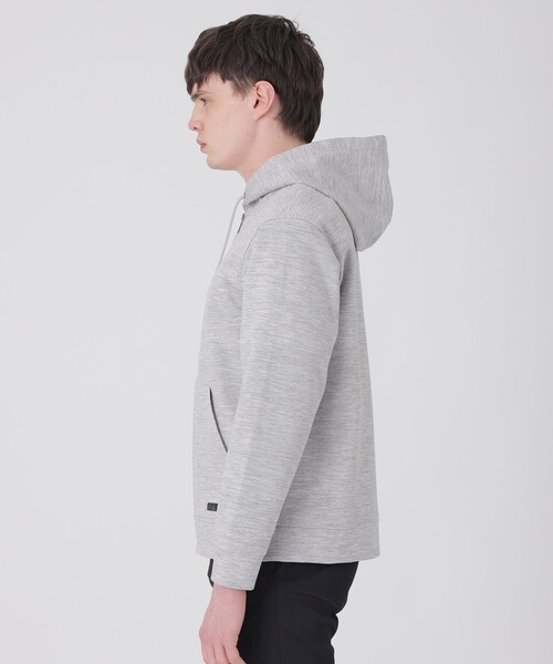 BLACK LABEL CRESTBRIDGE（ブラックレーベル・クレストブリッジ）の「メランジラミーバックチェックパーカー（パーカー・メンズ・ライトグレー・XL/L/M）」の4枚目の写真