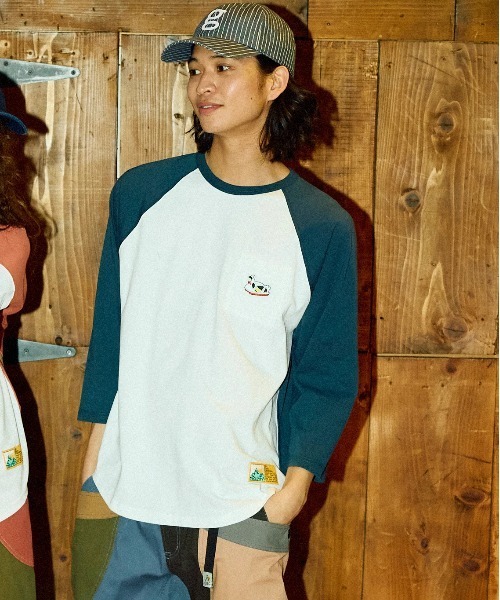 go slow caravan(ゴースローキャラバン)の「USA/C 色々刺繍 8分袖 BB TEE(Tシャツ/カットソー・メンズ・コーラルピンク/ネイビー/ラベンダー・X-LARGE/LARGE/MEDIUM)」の20枚目の写真