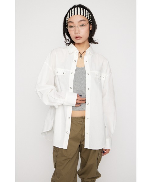 LAGUA GEM(ラグアジェム)の「RING BUTTON OVER シャツ(シャツ/ブラウス・レディース・ライトイエロー/ホワイト/ベージュ・FREE)」の13枚目の写真