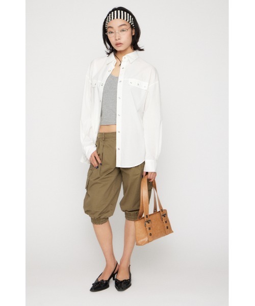 LAGUA GEM(ラグアジェム)の「RING BUTTON OVER シャツ(シャツ/ブラウス・レディース・ライトイエロー/ホワイト/ベージュ・FREE)」の15枚目の写真