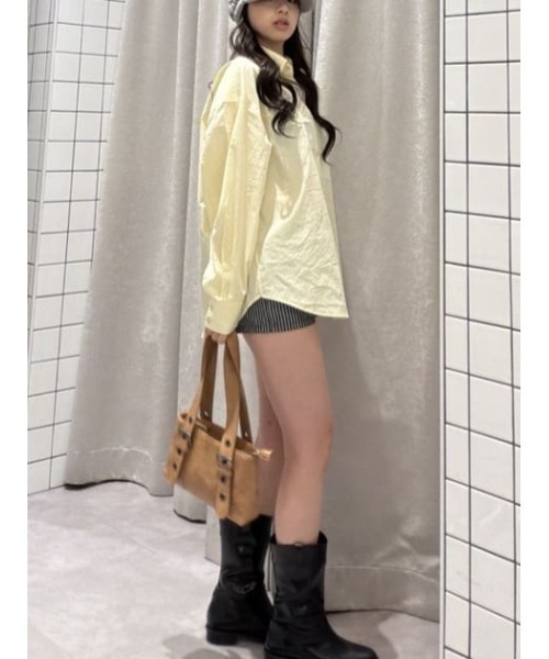 LAGUA GEM(ラグアジェム)の「RING BUTTON OVER シャツ(シャツ/ブラウス・レディース・ライトイエロー/ホワイト/ベージュ・FREE)」の22枚目の写真