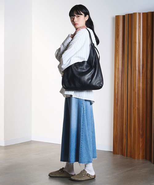 ROSE BUD(ローズバッド)の「(MILLELA FIRENZE)WIDE TOTE BAG(トートバッグ・レディース・オフホワイト/ブラック・ONE SIZE)」の6枚目の写真
