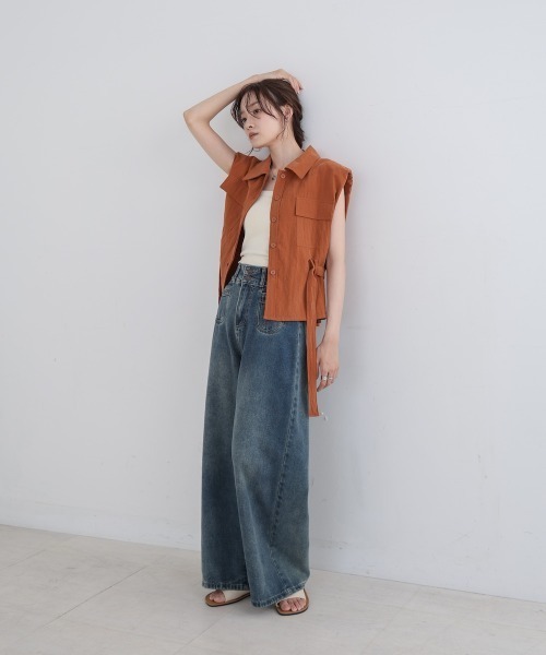 Bab(バブ)の「肩パット入りベストトップス(シャツ/ブラウス・レディース・ブラック/テラコッタ・MEDIUM)」の17枚目の写真