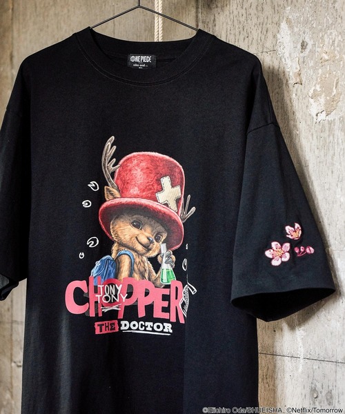 niko and...（ニコアンド）の「【Netflixシリーズ実写版「ONE PIECE」】コラボグラフィックT（Tシャツ/カットソー・メンズ・その他1/その他5/その他6/その他2/その他8/その他4/その他7・LARGE/MEDIUM）」の2枚目の写真