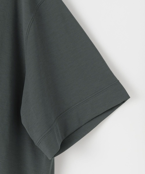 LEPSIM(レプシィム)の「《スグッカワ》ショートワイドT 639429(Tシャツ/カットソー・レディース・ブラック/アイボリー/チャコールグレー/レッド/グリーン・FREE)」の10枚目の写真