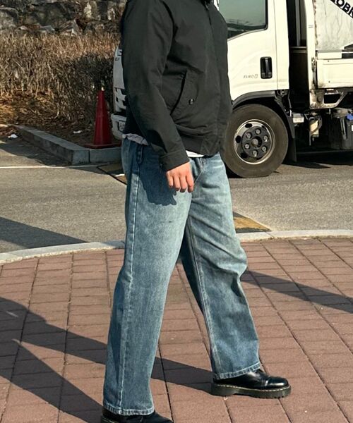 INDUST(インダスト)の「バレルフィットカーブドウォッシングデニムワイドパンツ_ブルー(デニムパンツ・レディース・ブルー・1(S)/2(M)/3(L))」の7枚目の写真