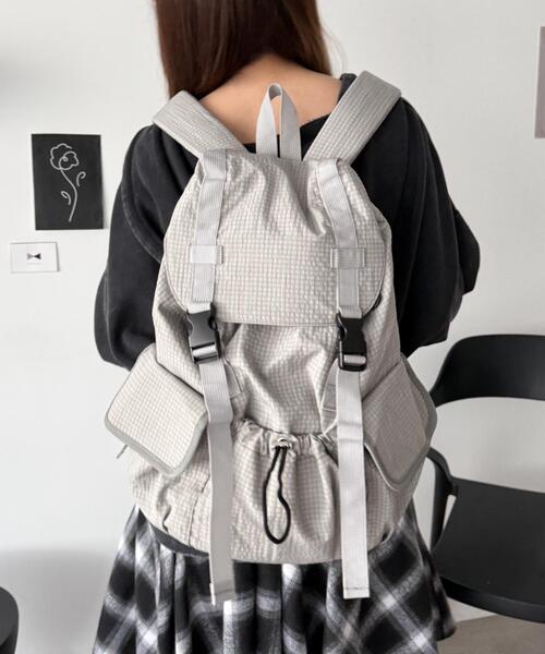WEGO(ウィゴー)の「WEGO/【26年春夏新作】3ポケットフラップリュック(バックパック/リュック・レディース・ブラック/その他2/その他1・FREE)」の16枚目の写真