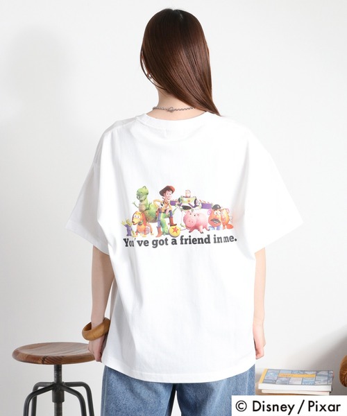 cepo(セポ)の「【TOY STORY / トイ・ストーリー】バックプリントショートスリーブTee(Tシャツ/カットソー・レディース・ホワイト系2/ホワイト系1/ブラック系3/ブラック系1/ホワイト系3/ブラック系2・M)」の2枚目の写真